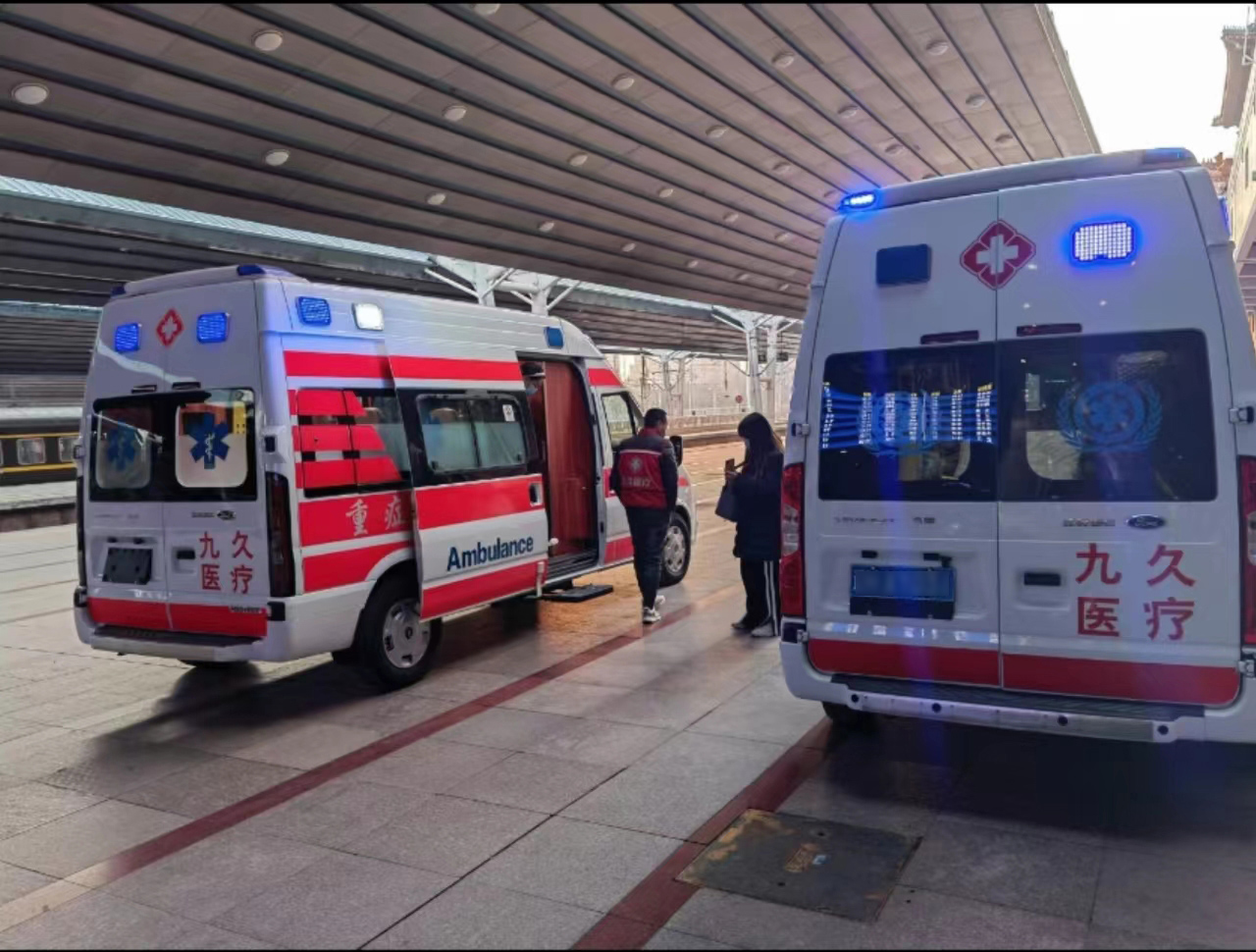 偏关县救护车长途转运